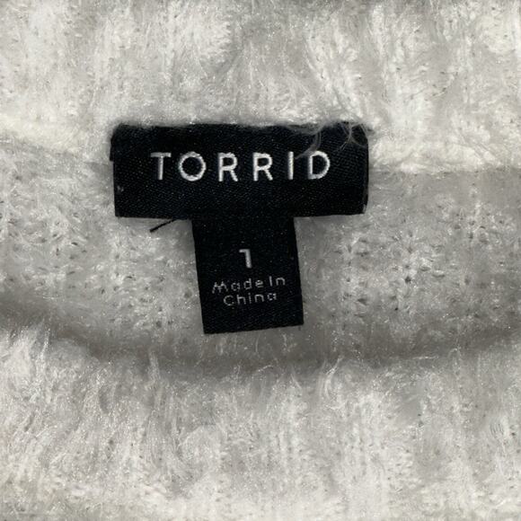 Torrid Women’s Fluffy Textured Sweater Off White Soft Cozy Fuzzy Pullover Size 1 - Picture 6 of 8